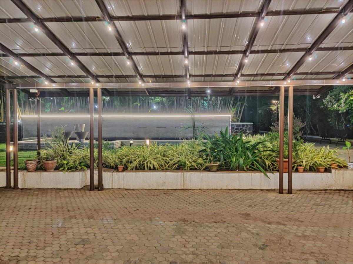 Hotel Ashwin Igatpuri, Pure Veg & Jain Food Eksteriør bilde