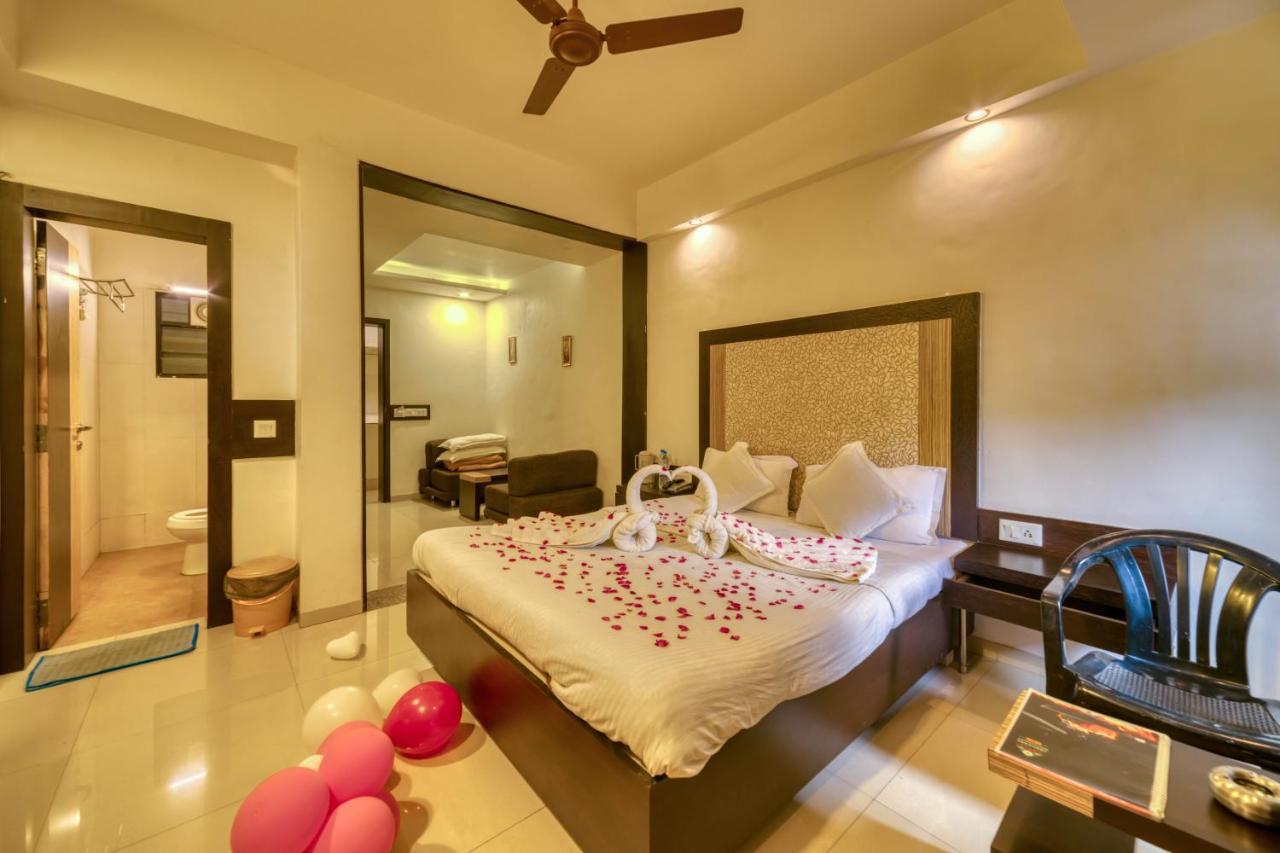 Hotel Ashwin Igatpuri, Pure Veg & Jain Food Eksteriør bilde