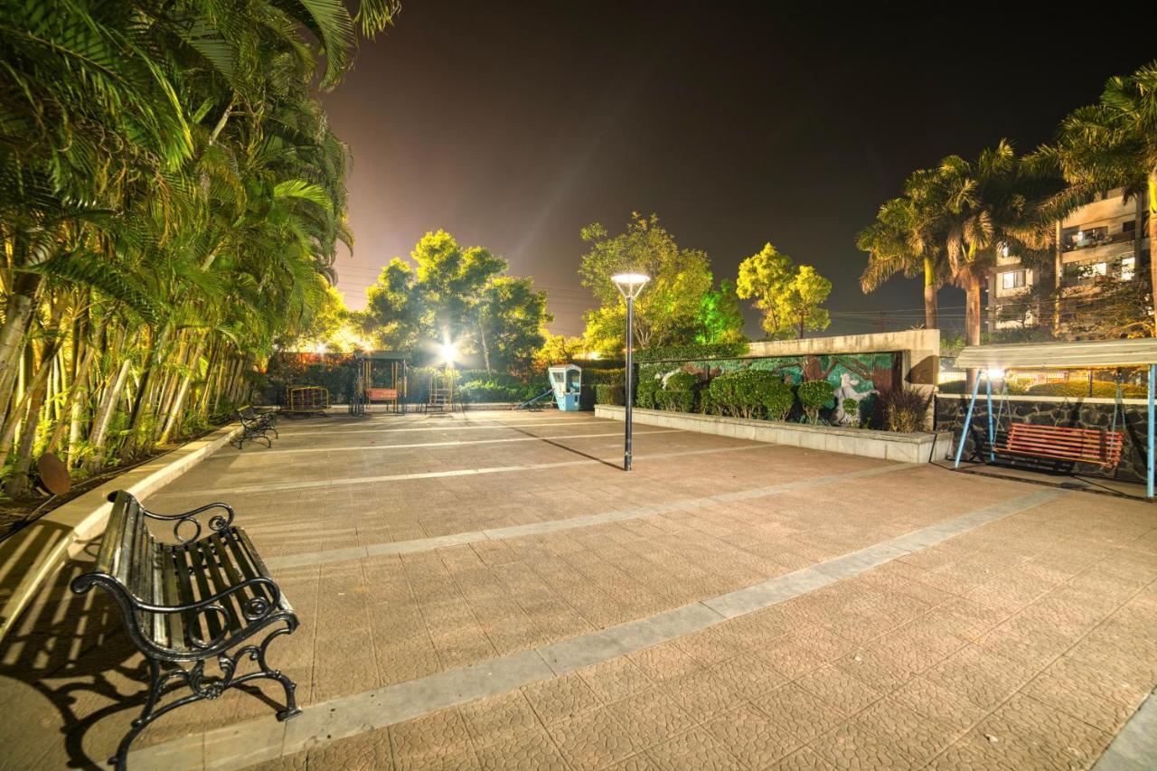 Hotel Ashwin Igatpuri, Pure Veg & Jain Food Eksteriør bilde