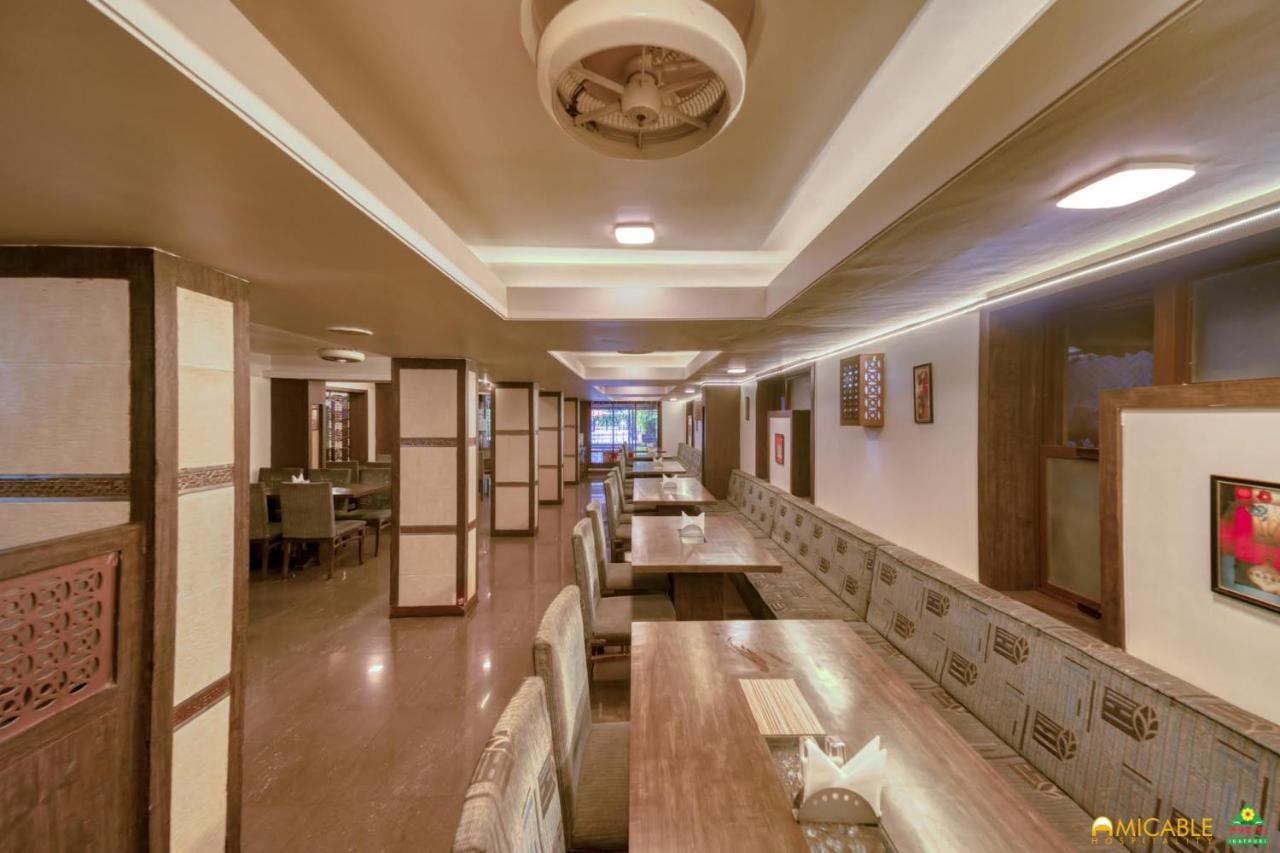 Hotel Ashwin Igatpuri, Pure Veg & Jain Food Eksteriør bilde