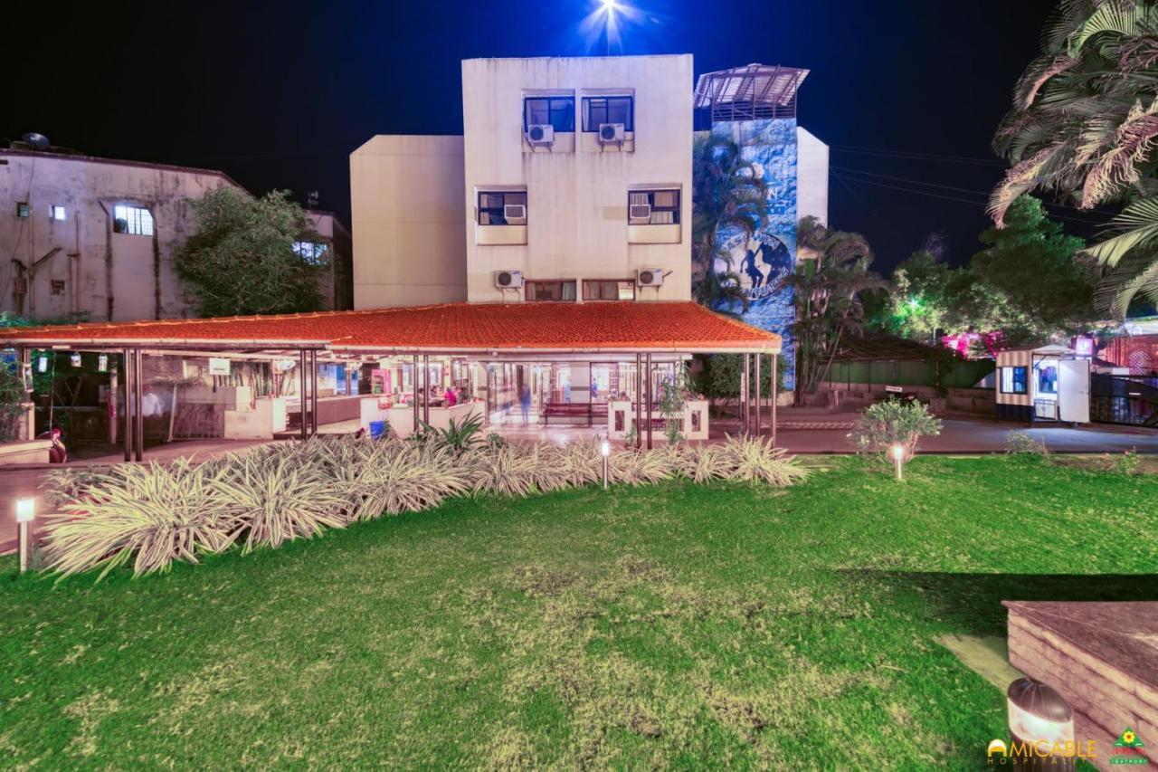 Hotel Ashwin Igatpuri, Pure Veg & Jain Food Eksteriør bilde