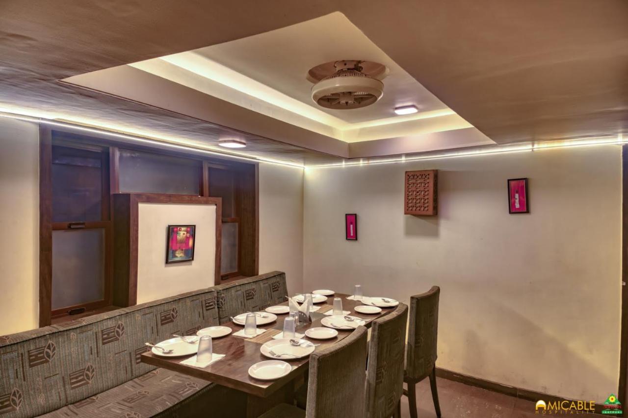 Hotel Ashwin Igatpuri, Pure Veg & Jain Food Eksteriør bilde